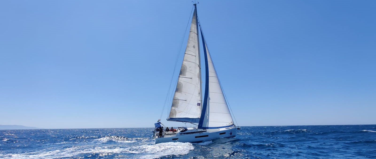 Beginner sailing course in Croatia